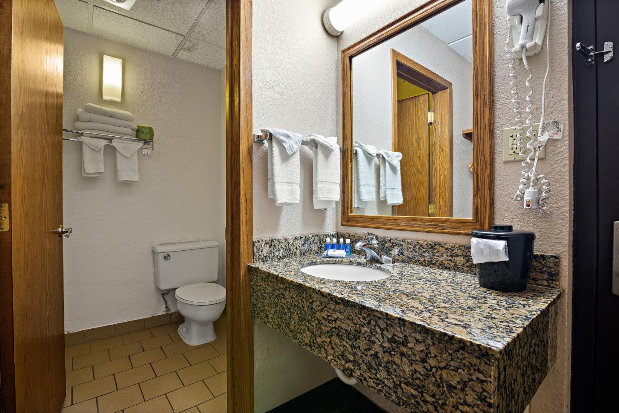 Rodeway Inn McPherson Kamer foto